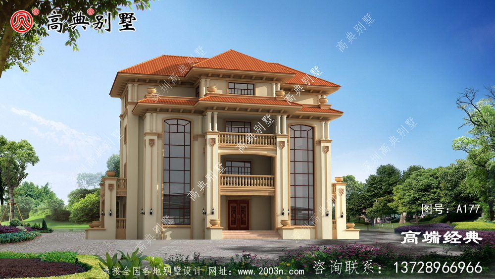 大露臺(tái)配合落地式玻璃柵欄,簡(jiǎn)單耐看